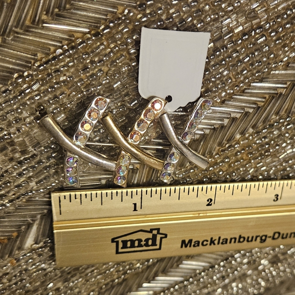 Brooch